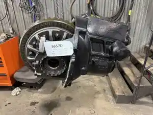 Used Universal Meritor/Rockwell RT46160 Front Rear (Tandem Front) (Stock #6657D)) Part Image