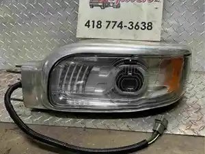 Used Universal Peterbilt 389 Light (Stock #70016PC)) Part Image