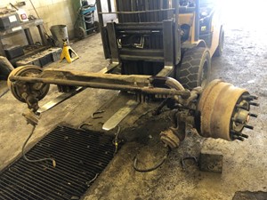 Used 1989 Peterbilt 375 Spring Hanger, Steer Axle (Stock #SV-121-10)) Part Image