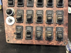 Used 1999 International 9300 Dash Ass'y (Stock #SV-125-18)) Part Image