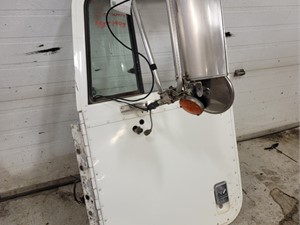 Used 1999 International 9300 Door (Stock #SV-125-8)) Part Image