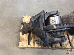 Used 2002 Eaton RD462 Rear Rear (Tandem Rear or Single) (Stock #SV-62-9)) Part Image