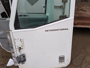 Used 2002 International 9200I Door (Stock #SV-75-8)) Part Image