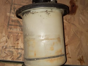 Used 2004 International 8600 Power Steering Reservoir (Stock #P-249)) Part Image
