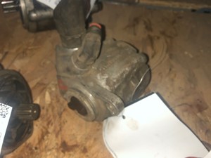 Used 2005 Mercedes MBE 4000 Steering Pump Image