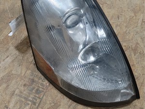 Used 2012 Volvo VNL Headlamp Assy Image