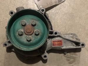 Used 2012 Volvo VE D16 Water Pump (Stock #SV-100-19)) Part Image