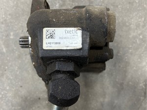 Used 2015 Cummins ISX Steering Pump (Stock #SV-126-19)) Part Image