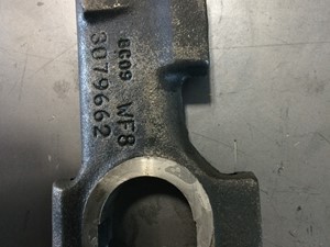 Used Cummins M11 Rocker Arm (Stock #P-718)) Part Image