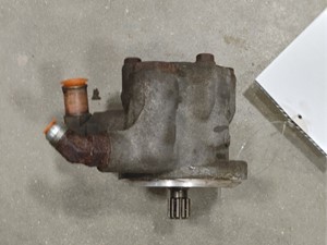 Used Detroit DD15 Steering Pump Image