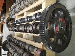 Used Mack E7 Camshaft (Stock #P-1306)) Part Image