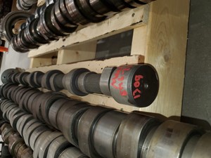 Used Mack EM6 Camshaft (Stock #P-1309)) Part Image