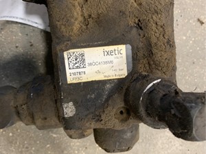 Used Mack Steering Pump (Stock #P-1582)) Part Image
