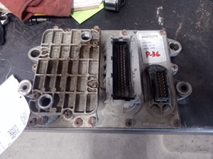 Used Mercedes MBE4000 ECM (Stock #P-1702)) Part Image