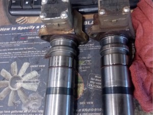 Used Mercedes MBE4000 Fuel Injection Part (Stock #P-1708)) Part Image
