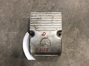 Used Mercedes MBE4000 Valve Cover (Stock #P-1178-1)) Part Image