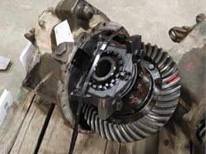 Used Meritor/Rockwell RD23160 Front Rear (Tandem Front) (Stock #P-1670)) Part Image