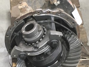 Used Meritor/Rockwell RDL23-160 Front Rear (Tandem Front) (Stock #P-613)) Part Image