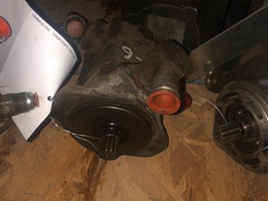 Used Steering Pump (Stock #P-1572)) Part Image