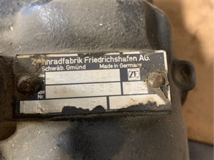 Used Steering Pump Image