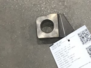 Used Universal Cummins L10 Rocker Arm (Stock #P-647)) Part Image