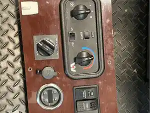 Used 2021 Western Star 5700 Heater/AC Control Assy (Stock #SV-164-22)) Part Image