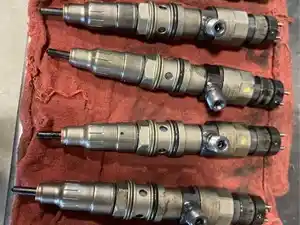 Used Detroit DD15 Injector (Stock #P-1950)) Part Image