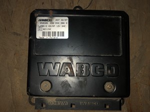 Used Wabco ABS Control Module (Stock #P-1498)) Part Image