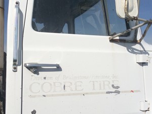 Used 1977 Ford 7000 Door (Stock #92218-5)) Part Image