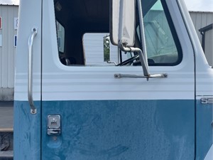 Used 1981 International F-1924; F-1954 Door (Stock #72421-12)) Part Image