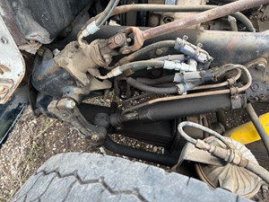 Used 1984 GMC GENERAL Front Axle, Complete (Stock #41922-12)) Part Image