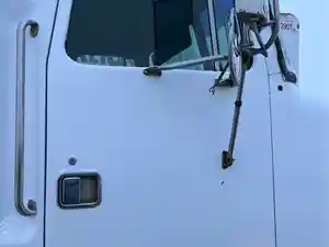 Used 1984 VolvoWhiteGMC WIM Door (Stock #122722-4)) Part Image