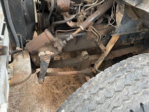 Used 1985 Chevrolet C70 Front Axle, Complete (Stock #101421-10)) Part Image
