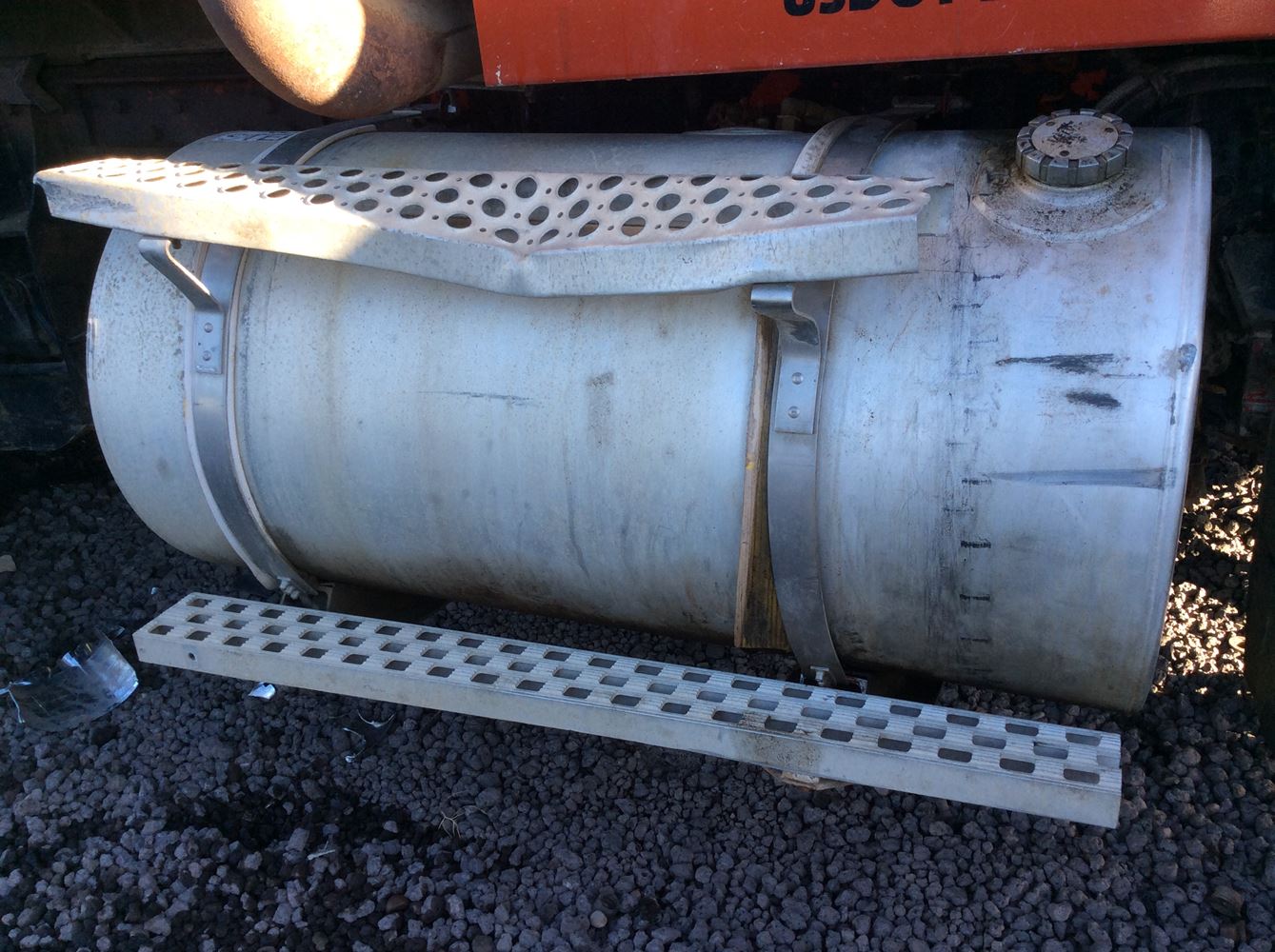 1989 Kenworth T800 (Stock 10271723) Fuel Tanks TPI