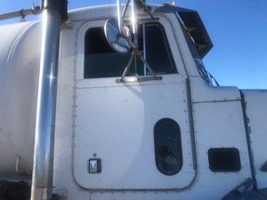 Used 1989 Peterbilt 377 Door (Stock #6622-3)) Part Image