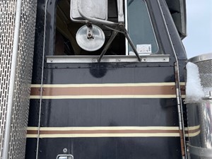 Used 1989 Peterbilt 379 Door (Stock #100921-13)) Part Image