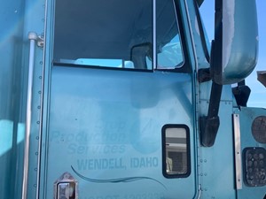Used 1992 Kenworth T600 Door (Stock #22420-30)) Part Image