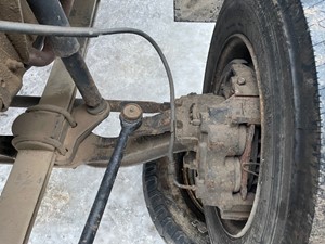 Used 1993 GMC C6000 Topkick Front Axle, Complete (Stock #11322-12)) Part Image
