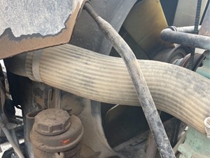 Used 1993 Volvo WIA Radiator (Stock #91521-6)) Part Image