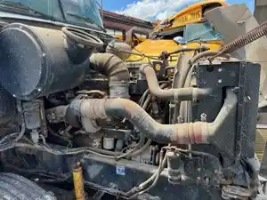 Used 1995 White WG Radiator (Stock #51523-13)) Part Image