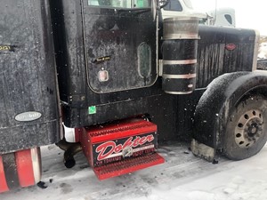 Used 1996 Peterbilt 379 Tool Box (Stock #12221-25)) Part Image