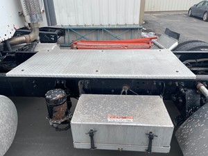 Used 1998 Freightliner C120 CENTURY Battery Box (Stock #30722-2)) Part Image