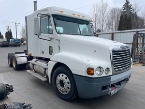 Used 1998 Freightliner C120 CENTURY Cab (Stock #30722-4)) Part Image