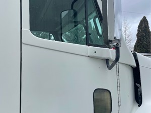 Used 1998 Freightliner C120 CENTURY Door (Stock #30722-21)) Part Image