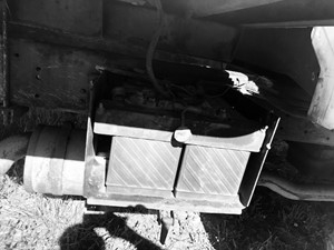 Used 1999 Ford F800 Battery Box (Stock #61622-16)) Part Image