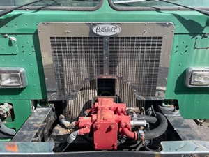 Used 1999 Peterbilt 320 Grille (Stock #32721-4)) Part Image