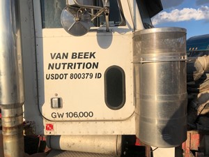 Used 2000 Peterbilt 379 Door (Stock #72819-3)) Part Image