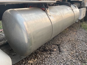 Used 2000 Peterbilt 379 Fuel Tank (Stock #82521-6)) Part Image