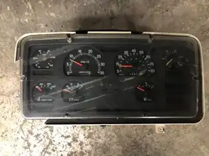 Used 2001 Sterling 9513 Instrument Cluster (Stock #12115-1)) Part Image