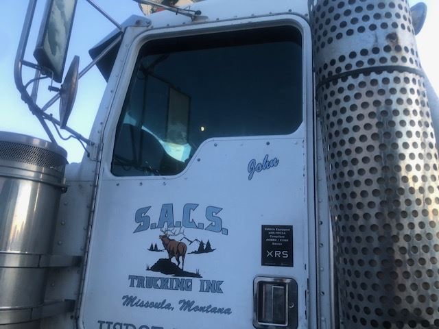 Image 2 of part Used 2002 Kenworth T800 Cab